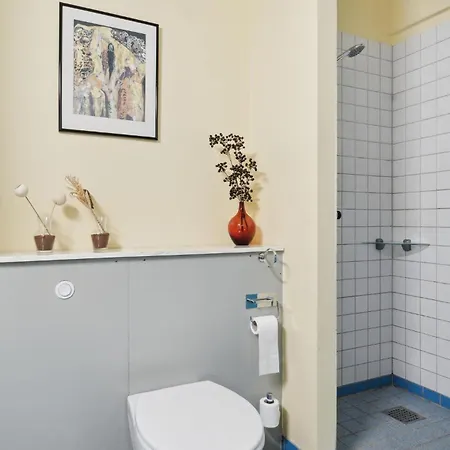 Bad, Lejl 111 Apartmán